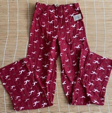 Hollister by Abercrombie &