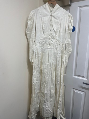 Vintage cream laura ashley - laura,