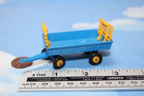 Matchbox vintage 4 - no., blue