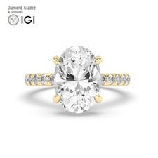 Oval Diamond Engagement Ring