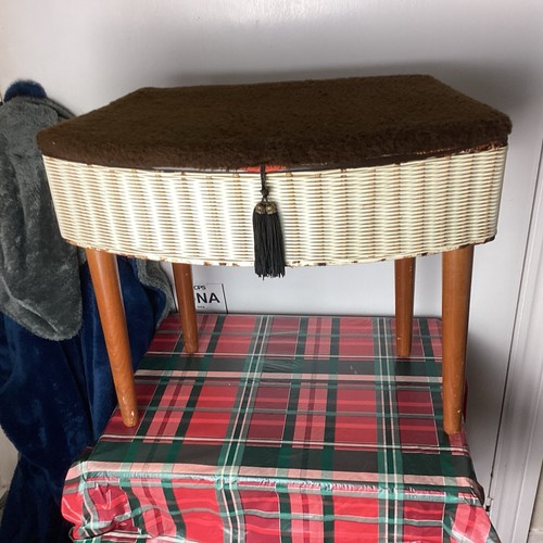 1950s 1960s dansette leg - 1950s/1960s,