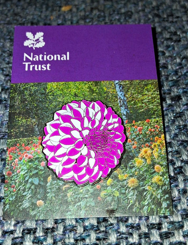 National trust anglesey abbey - anglesey,
