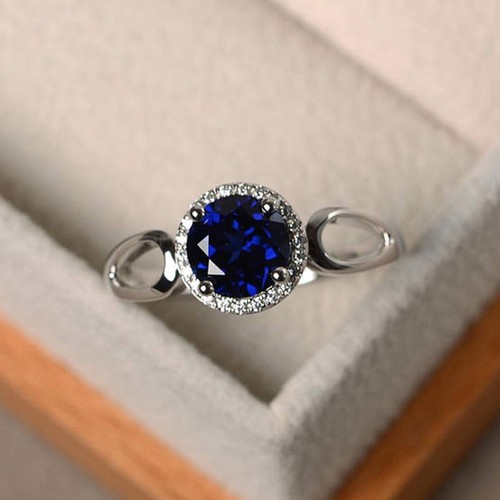 Round cut blue - round,