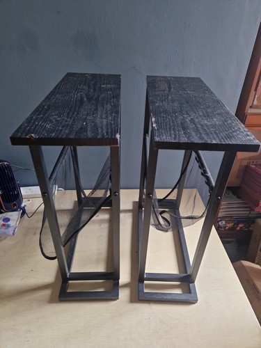 Pair black speaker - black,