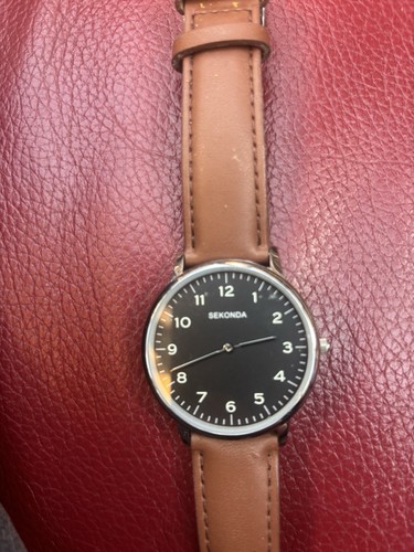 This sekonda wristwatch the - sekonda,