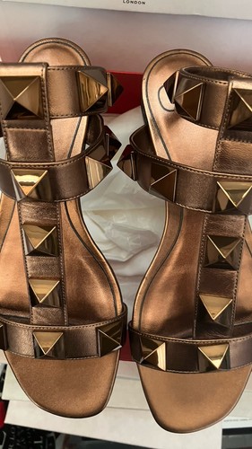 Valentino garavani rockstud - valentino,