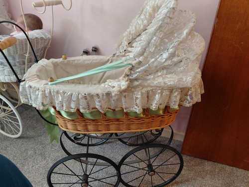 Pretty display dolls pram - pretty,