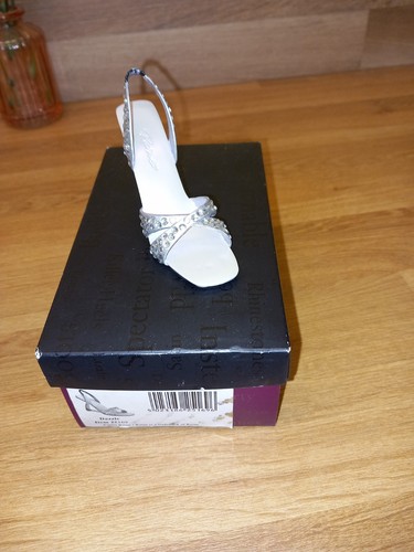 Just the right shoe dazzle - just,