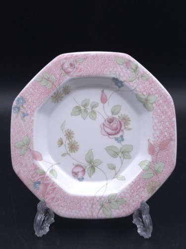 Wedgwood rosehip accent - rosehip,