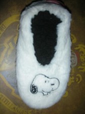Peanuts Snoopy Slippers Size