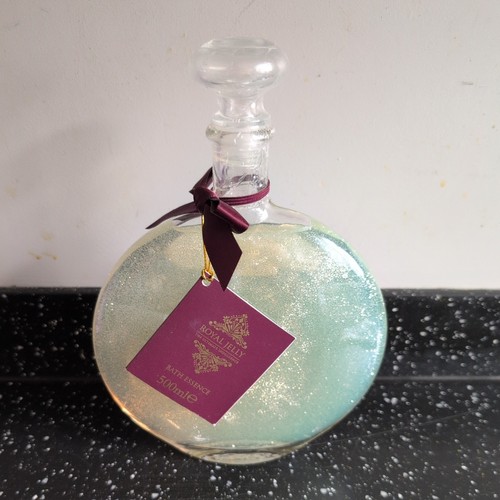 Boots royal jelly bath - jelly, essence