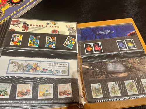 Royal mail presentation packs - presentation,