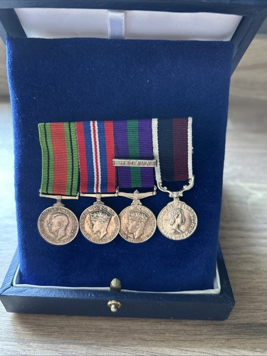 Miniature medals gsm malaya - -,