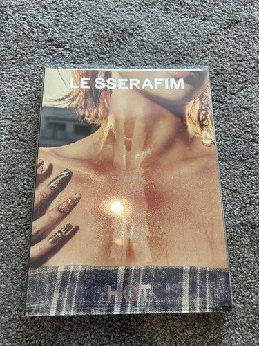Sserafim hot album official - le,