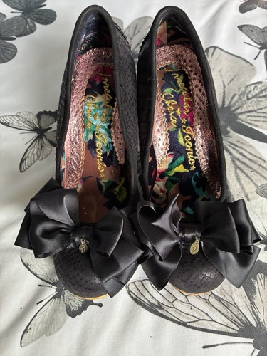 Irregular choice miss - miss,