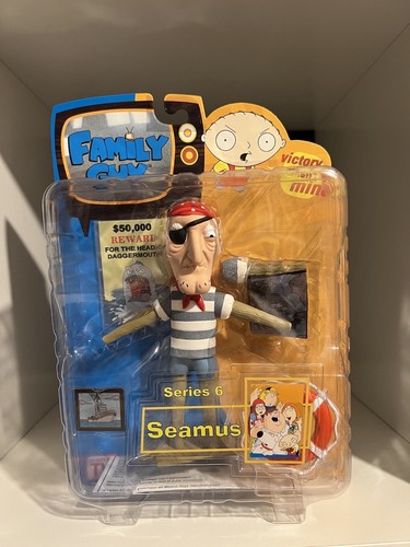 Family guy figures - figures, mezco