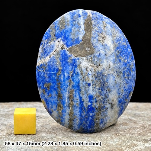Lapis lazuli worry stone - lazuli, palm