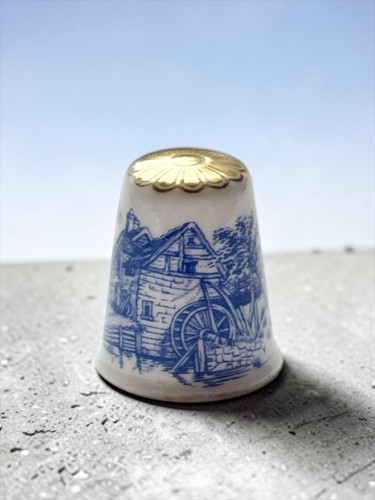 Spode bone china thimble - spode,