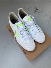 white and lime Mizuno Morelia