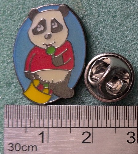 Vintage enamel pin badge - enamel,
