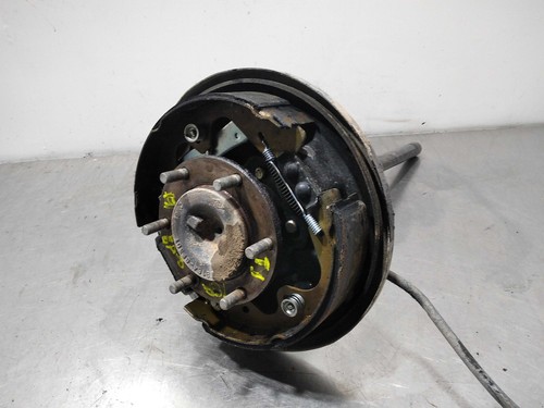 Rear left knuckle - left, /