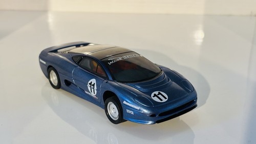 Scalextric scale jaguar - 1/32,