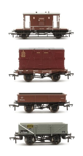 Bachmann gauge lot of 4 - gauge,