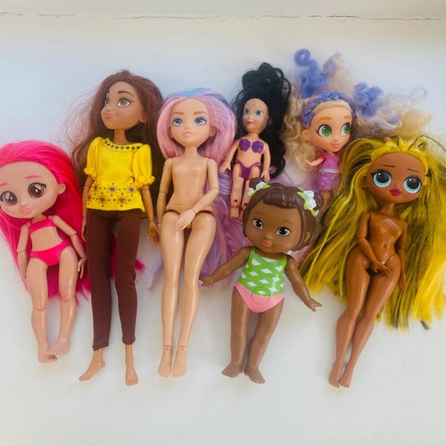 Mixed bundle dolls - of,