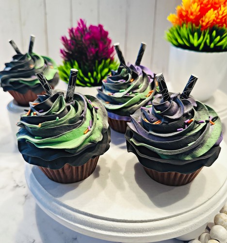 Dezicakes fake cupcakes - fake,