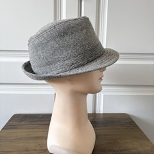 Unbranded Men's Grey