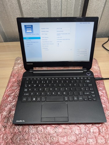 Toshiba satellite pro nb10 - toshiba,