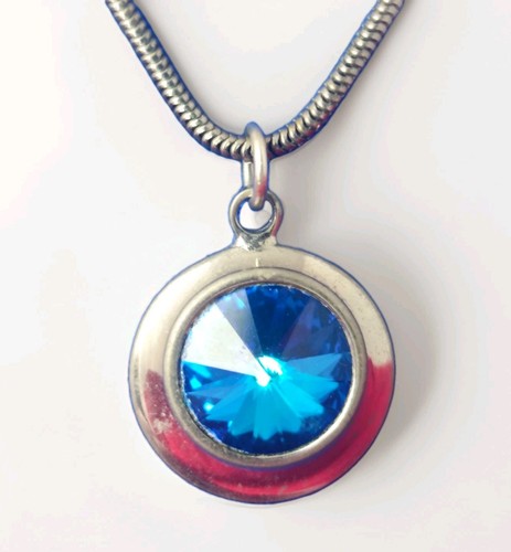 Vintage sarah coventry pendant - vintage,