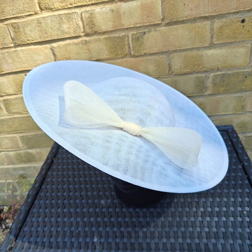 White cream ivory bow - cream,
