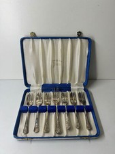 Vintage Set of 7 Floral