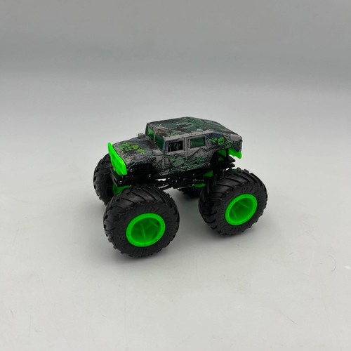 Hot wheels monster trucks - hot,