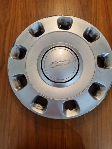 Fiat 500 wheel trim hub - fiat,