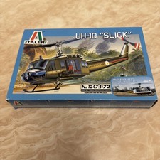 Italeri 1247 UH-1D Slick Huey