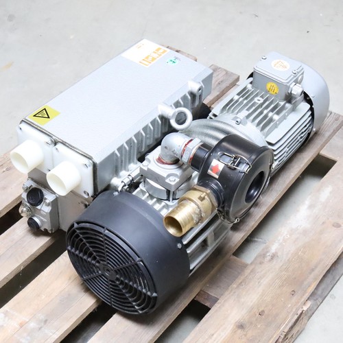 Busch vacuum pump - busch,