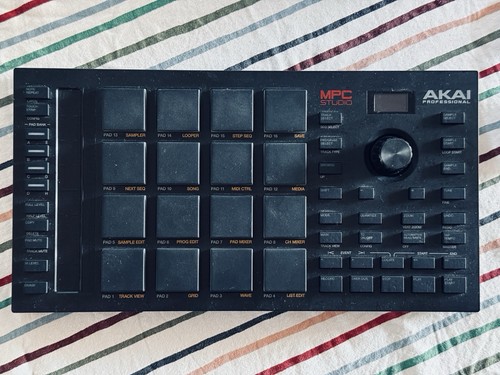 Akai mpc studio in - 2,