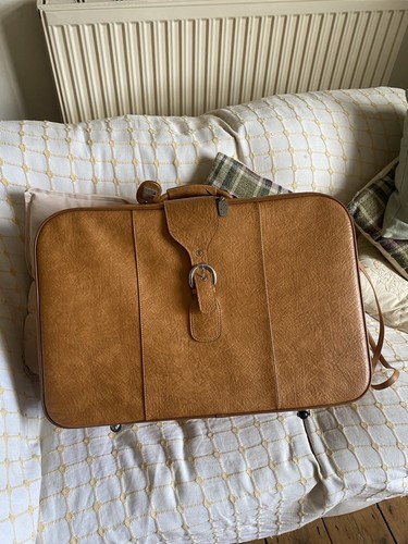 Vintage luggage good condition - good,