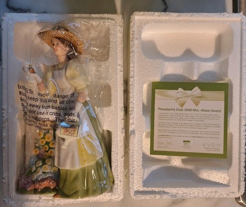 Vintage avon mrs - vintage, p.f.e