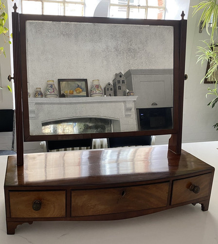 Beautiful george iii - iii, mahogany