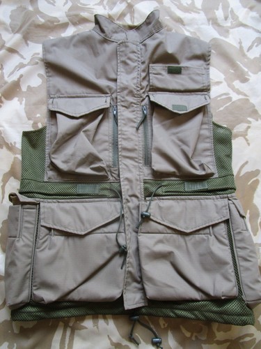 Arktis bespoke green - arktis, assault