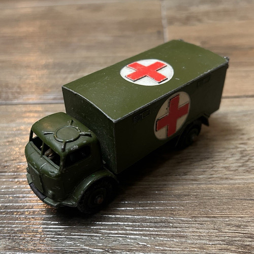 Dinky military 626 austin - dinky,