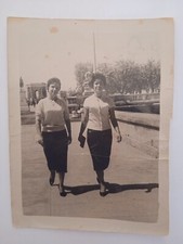 Two ladies walking paris - ladies,