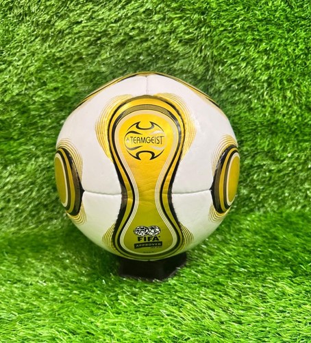 Teamgeist golden fifa world - golden,