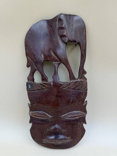 Pretty carved wood - carved, mask