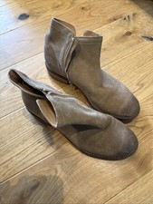 Celtic woodsman boots - &,