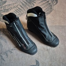 Rossignol X-1 Ultra Cross Country Ski Boots size 44 