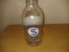 Vintage Cotswold empty 1 pint  milk bottle. Stroud creamery. (D11)